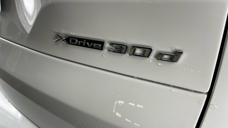 BMW X5 xDrive30d MHT M Sport 5dr Auto Diesel Estate